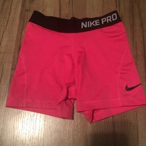 Nike pro shorts size Medium